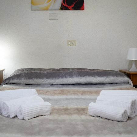Hotel Casa Tra Noi Ρώμη Εξωτερικό φωτογραφία