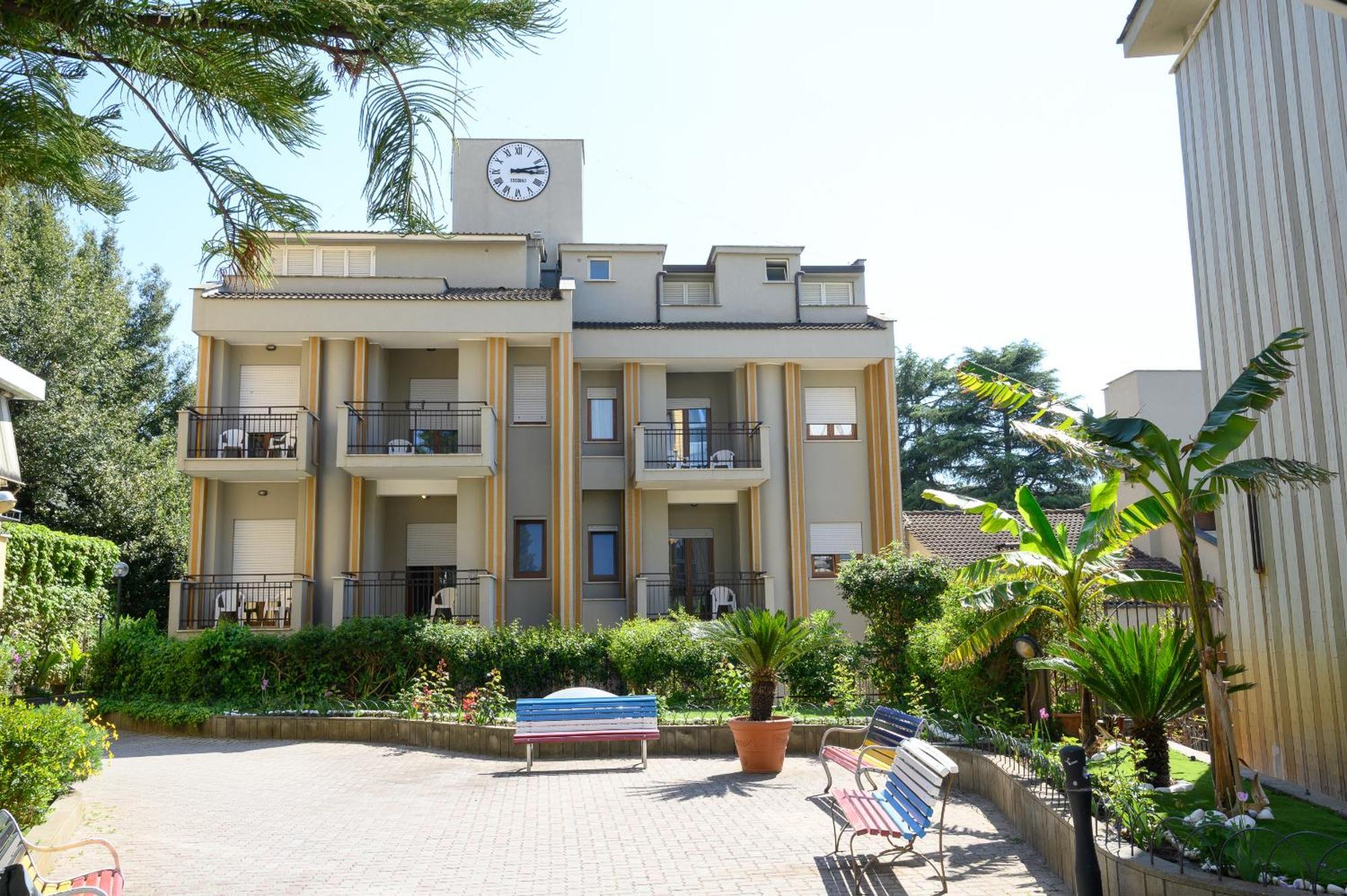 Hotel Casa Tra Noi Ρώμη Εξωτερικό φωτογραφία