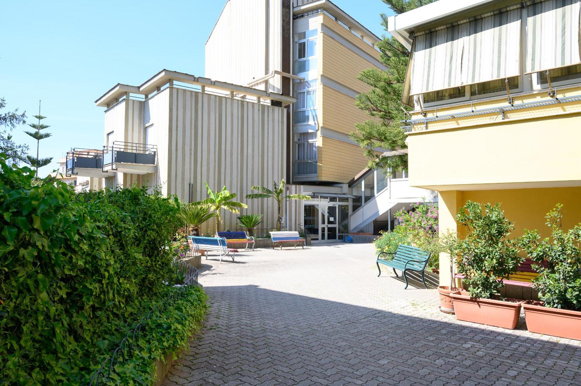 Hotel Casa Tra Noi Ρώμη Εξωτερικό φωτογραφία